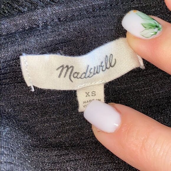 ✨HP✨Madewell Texture & Thread Tiered Tank✨ - Picture 9 of 9